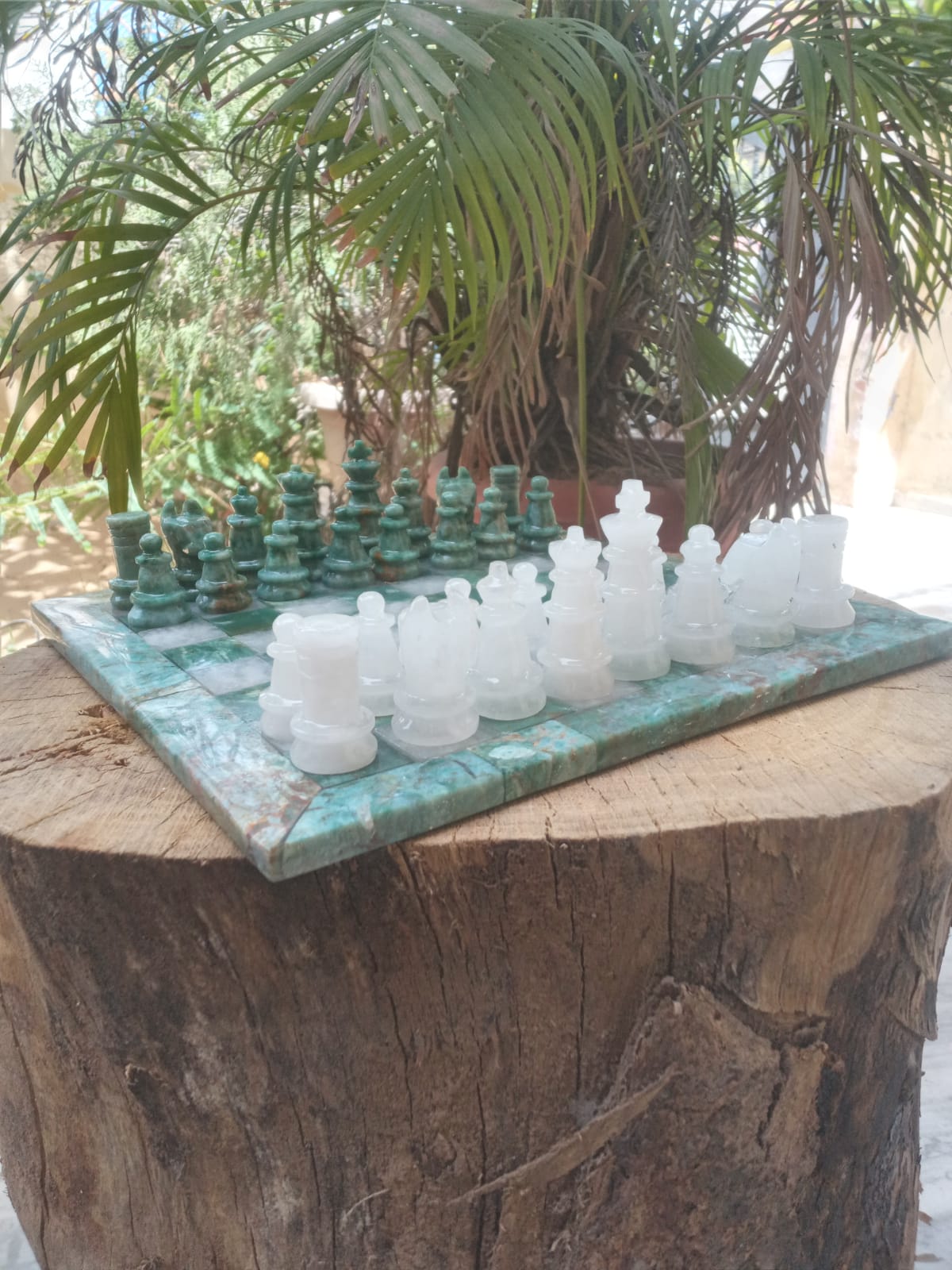Sahaj Hast Handcrafted Green Jasper & White Quartz Stone Chess Set – With Brass Stand & Storage Box - ART AKASHA STUDIO