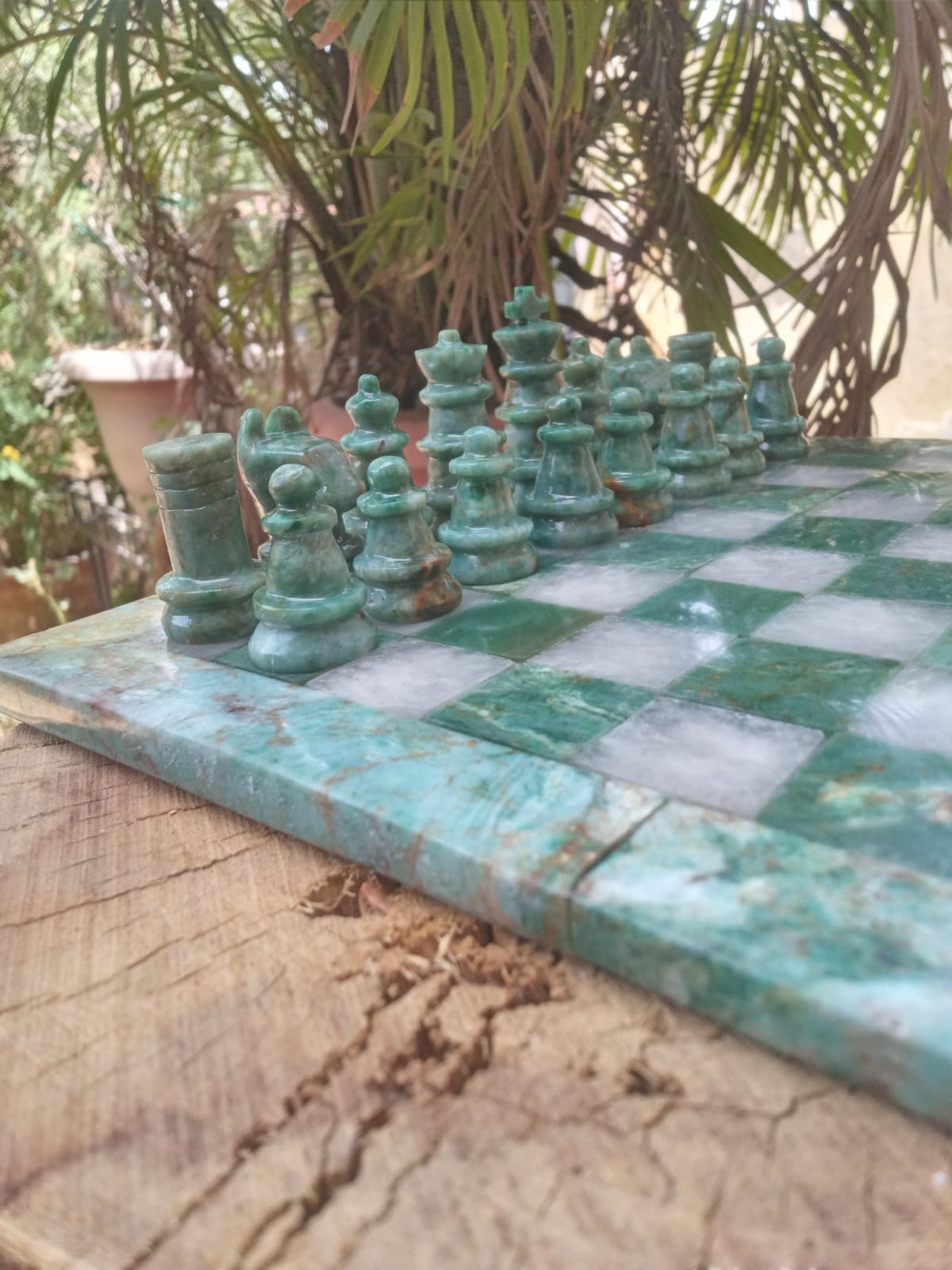 Sahaj Hast Handcrafted Green Jasper & White Quartz Stone Chess Set – With Brass Stand & Storage Box - ART AKASHA STUDIO
