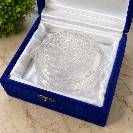 Natural Clear Quartz Shree Yantra | Hand-Carved Sacred Geometry Crystal | 992g | Luxury Vastu & Meditation Décor