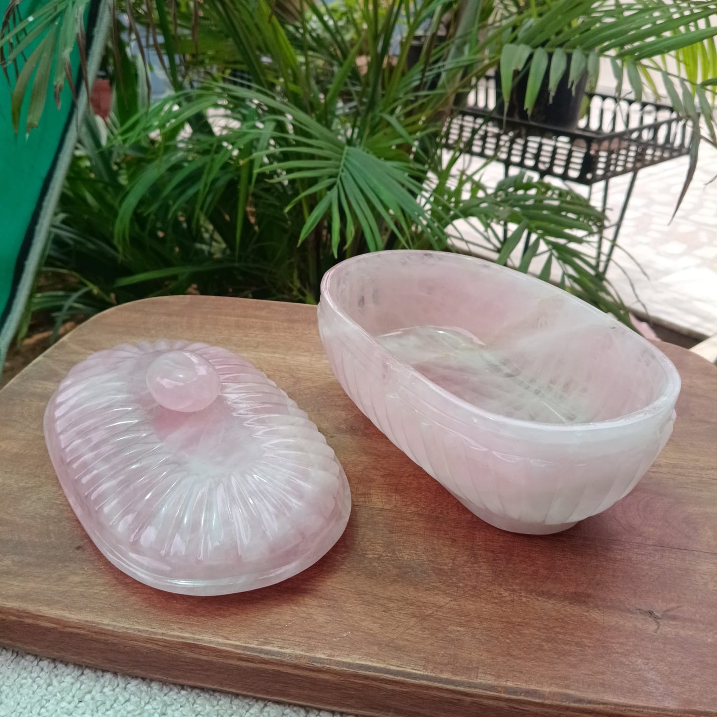 Natural Rose Quartz Oval Trinket Box with Lid | Handcrafted Gemstone Storage Box | Luxury Crystal Décor