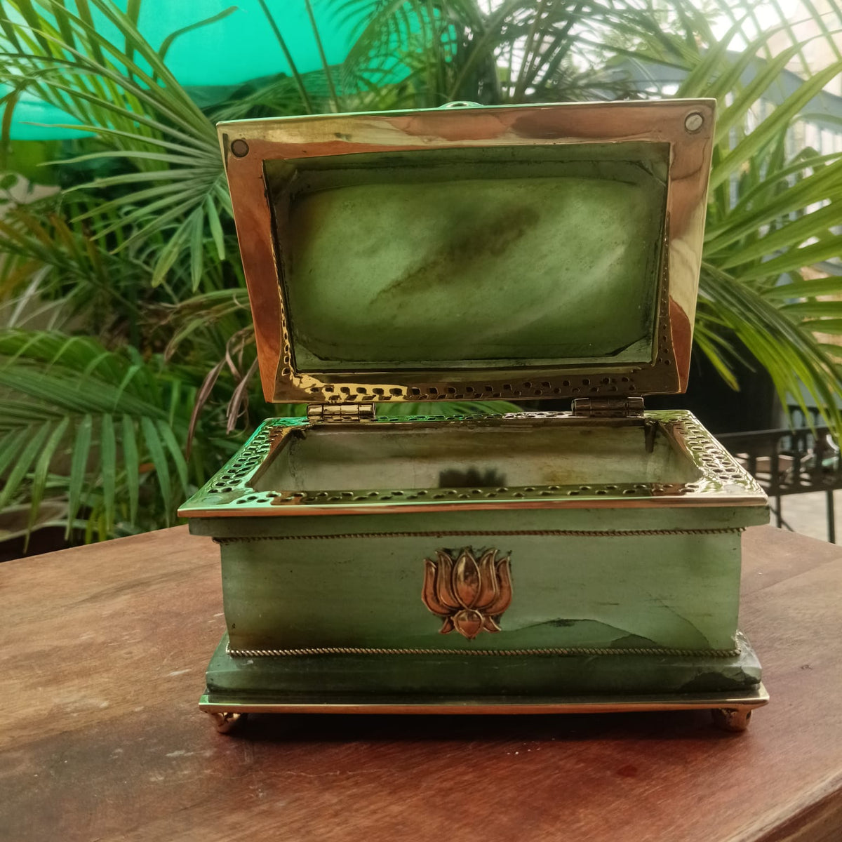 SahajHast Handcrafted Green Aventurine Gemstone Jewelry Box with Lotus Brass Detailing